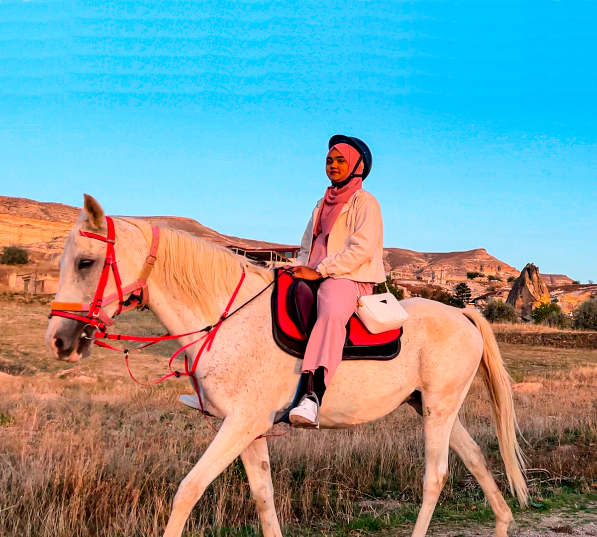 Gün Doğumu At Turu